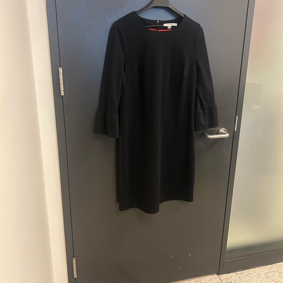 Boden Sz. 10r “Lavina Point” black dress with slight puff sleeves in EXC cond - Picture 3 of 16